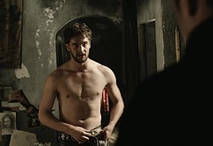 Tom Bateman nude and sex scenes