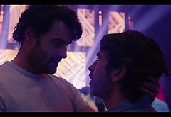 Tom Bateman nude and sex scenes