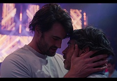 Tom Bateman nude and sex scenes