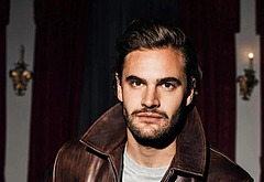 Tom Bateman sexy posing photos
