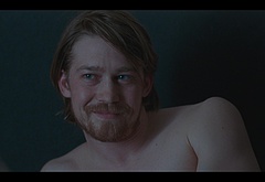 Joe Alwyn nude and sex scenes