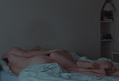 Joe Alwyn nude and sex scenes