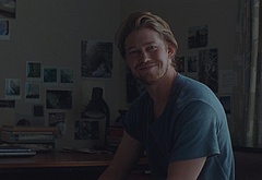 Joe Alwyn nude and sex scenes