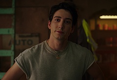 Milo Manheim nude and erotic underwear scenes