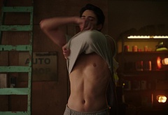 Milo Manheim nude and erotic underwear scenes