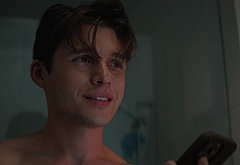 Nick Robinson nude in Voicemails For Isabelle