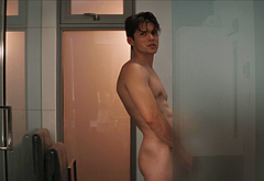 Nick Robinson nude