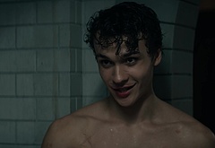 Benjamin Wadsworth nude and sex NSFW scenes