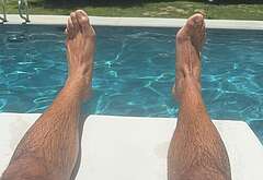Michael Evans Behling foot photos