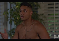 Michael Evans Behling nude and sex scenes