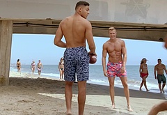 Michael Evans Behling nude and sex scenes