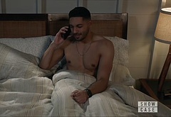 Michael Evans Behling nude and sex scenes