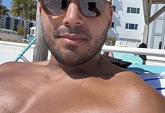Michael Evans Behling shirtless and underwear pics