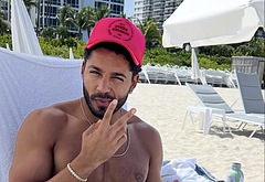 Michael Evans Behling shirtless and underwear pics