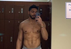 Michael Evans Behling shirtless and underwear pics