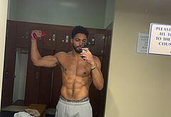 Michael Evans Behling shirtless and underwear pics