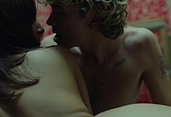 Felix Sandman frontal nude and sex scenes