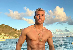 Chris Appleton shirtless and sexy pics