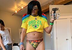 Eric Andr uncensored nude and underwear shots