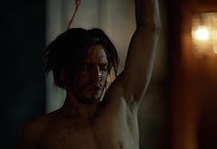 Richard Harmon shirtless in The 100 3-01 Wanheda Part 1
