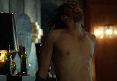 Richard Harmon shirtless in The 100 3-01 Wanheda Part 1