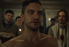 Richard Harmon shirtless in The 100 7-05 Welcome To Bardo