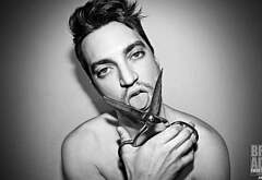 Richard Harmon shirtless and sexy pics