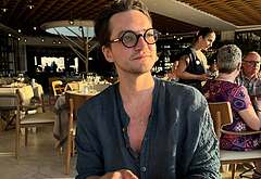 Richard Harmon shirtless and sexy pics