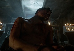 Richard Harmon shirtless in The 100 3-07 Thirteen