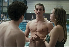 Damian Hardung shirtless in How To Sell Drugs Online 1-01 Nerd Today Boss Tomorrow