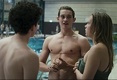 Damian Hardung shirtless in How To Sell Drugs Online 1-01 Nerd Today Boss Tomorrow