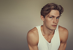 Damian Hardung nude and erotic photos