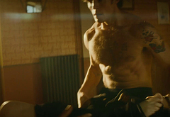 Sam Claflin nude scenes in Vanished