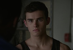 Michael Johnston shirtless in Teen Wolf 5-13 Codominance