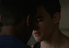 Michael Johnston shirtless in Teen Wolf 5-13 Codominance
