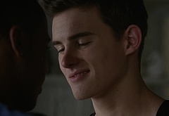 Michael Johnston shirtless in Teen Wolf 5-13 Codominance