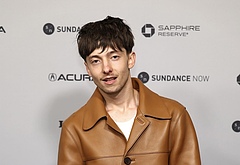 Joe Bird shirtless and sexy photos
