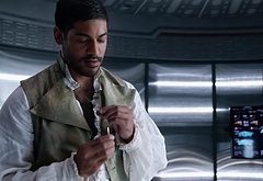 Sachin Bhatt and Nick Zano shirtless in Legends Of Tomorrow 4-11 Seance and Sensibility
