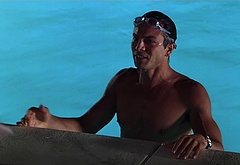 Benjamin Bratt shirtless in Miss Congeniality
