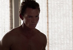 Shawn Hatosy nude in Animal Kingdom