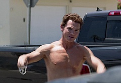 Shawn Hatosy nude in Animal Kingdom