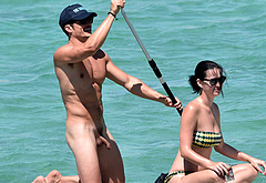 Orlando Bloom frontal nude pics
