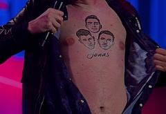 Jack Whitehall oops in Jonas Brothers Family Roast