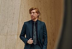 Domhnall Gleeson naked and sexy pics