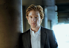 Domhnall Gleeson naked and sexy pics
