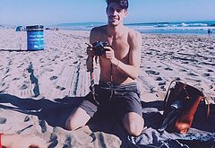 Grant Gustin nude and cock bulge pics