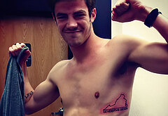 Grant Gustin nude and cock bulge pics