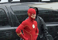 Grant Gustin nude and cock bulge pics