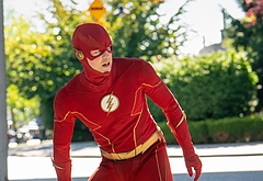 Grant Gustin nude and cock bulge pics