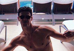 Grant Gustin nude and cock bulge pics